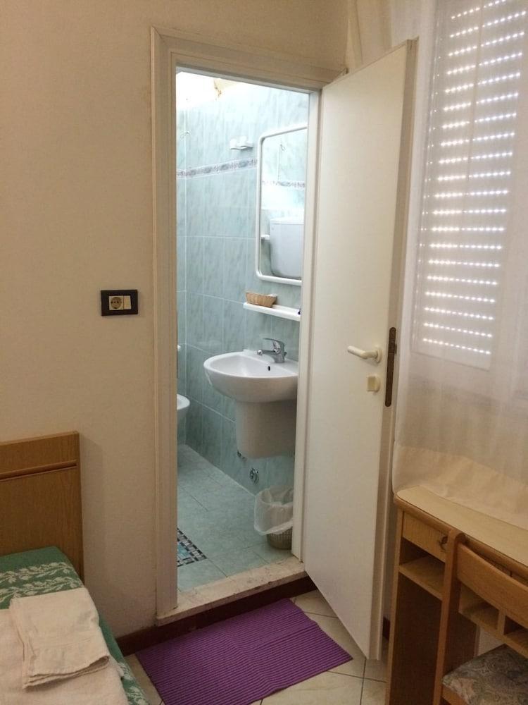 Hotel Tre Grazie Rimini Extérieur photo