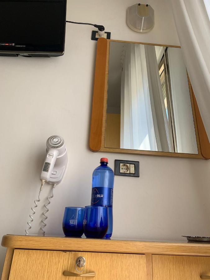 Hotel Tre Grazie Rimini Extérieur photo