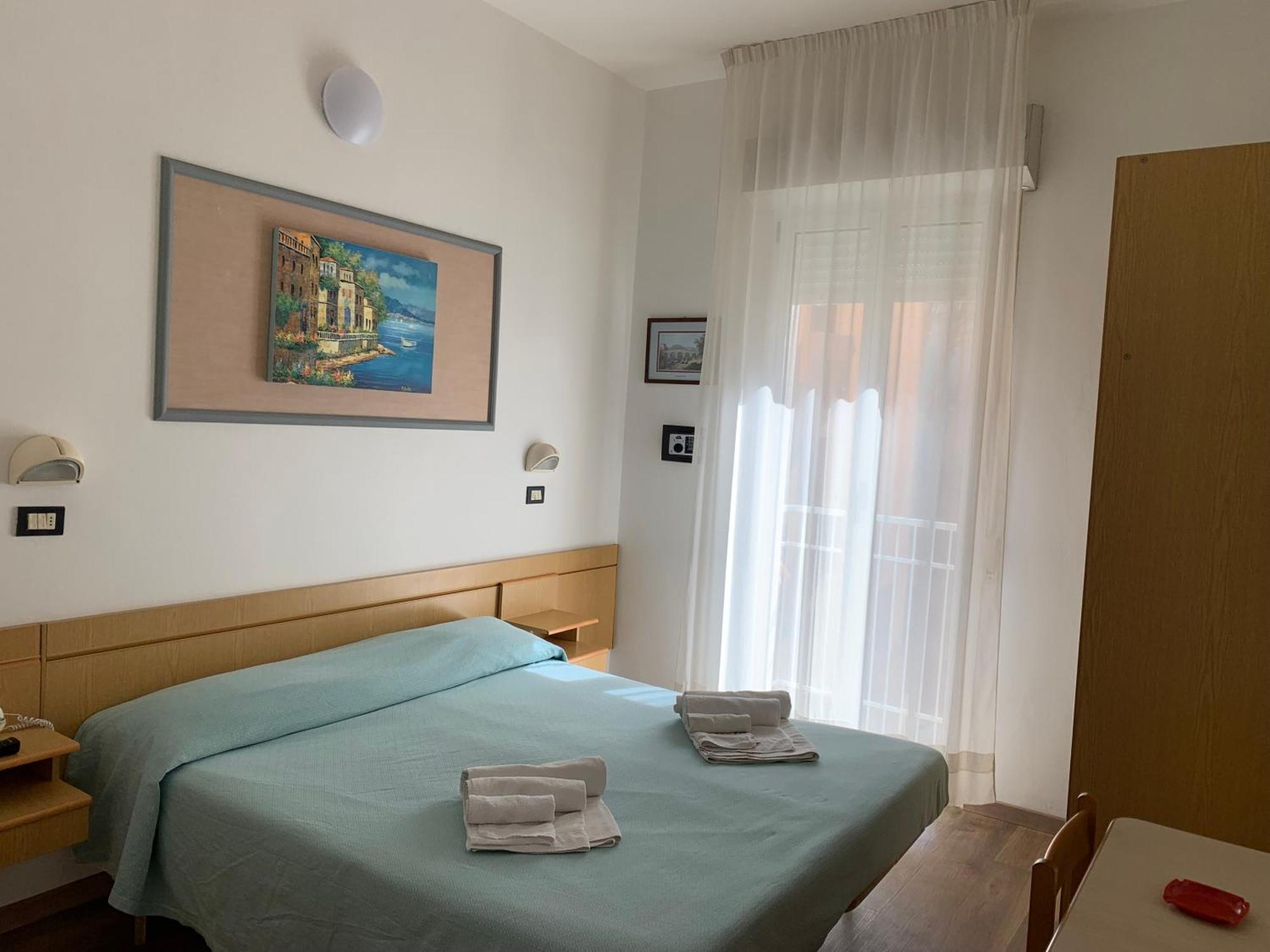 Hotel Tre Grazie Rimini Extérieur photo